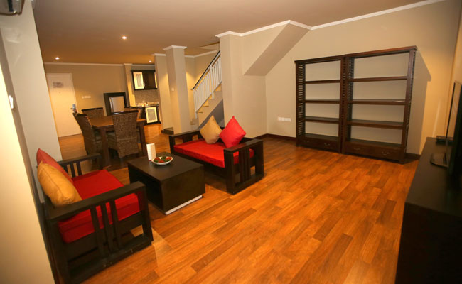 Living Room President Suite1